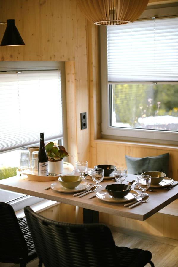 Wiesenglueck Tiny House Hotel Хайльбад-Хайлигенштадт Экстерьер фото